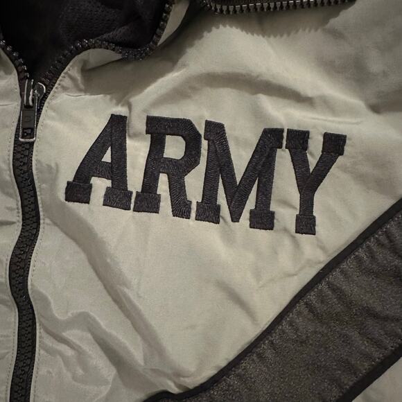 Vintage 1990 Skilcraft Gray/Black ARMY Reflective Lined, Windbreaker Jacket- L - Picture 7 of 10